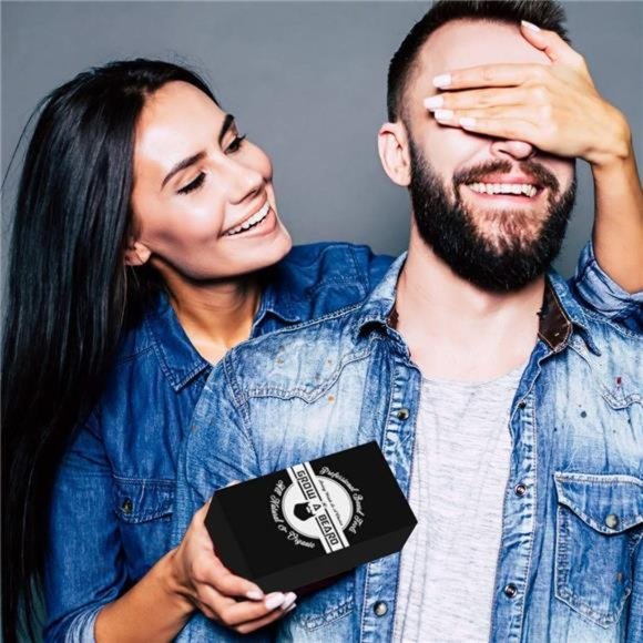 Beard Brush, Beard Comb, Beard Oil, & Beard Balm Grooming Kit for Men's Care - Picture 6 of 7